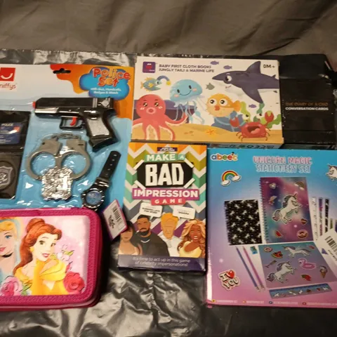 CHILDREN’S TOY BUNDLE: POLICE PLAY SET, UNICORN STATIONERY, MAKE BAD IMPRESSION GAME, BABY CLOTH BOOKS, PRINCESS LUNCH CASE (MIXED LOT)
