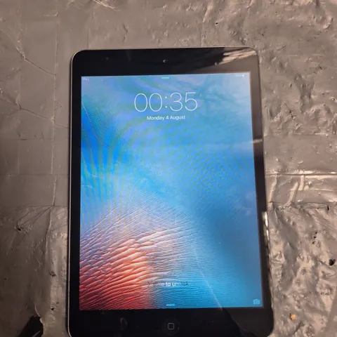 APPLE IPAD MINI
