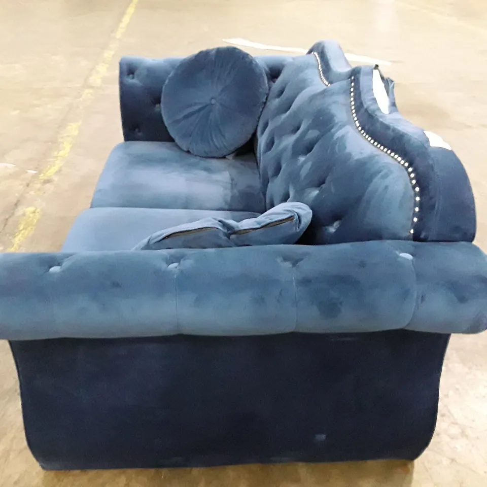 QUALITY DESIGNER UPHOLSTERED LOVESEAT - NAVY FABRIC