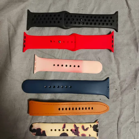 BOX TO CONTAIN LARGE QUANTITY OF ASSORTED LOOSE WATCH BANDS IN VARIOUS COLOURS