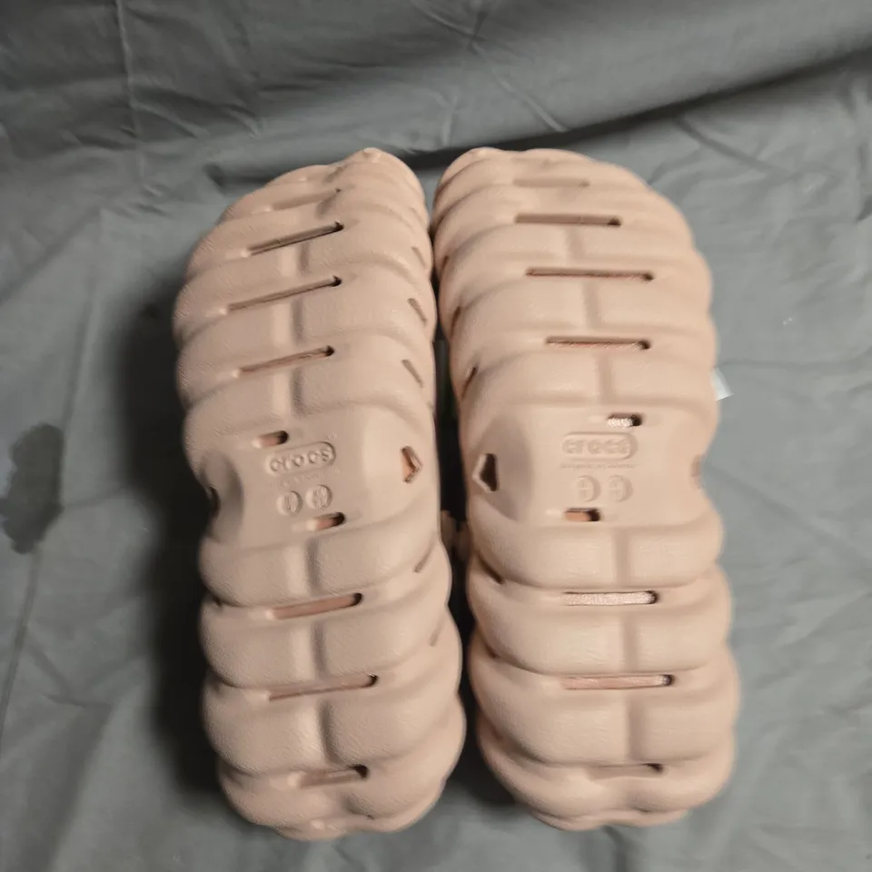 PAIR OF ECHO CLOG CROCS - UK SIZE M8 / W9
