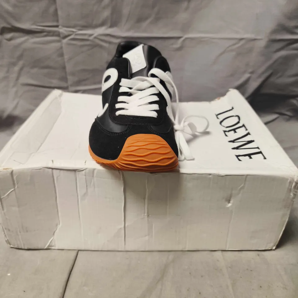 BOXED PAIR OF LOEWE TRAINERS IN BLACK/WHITE SIZE UK 5