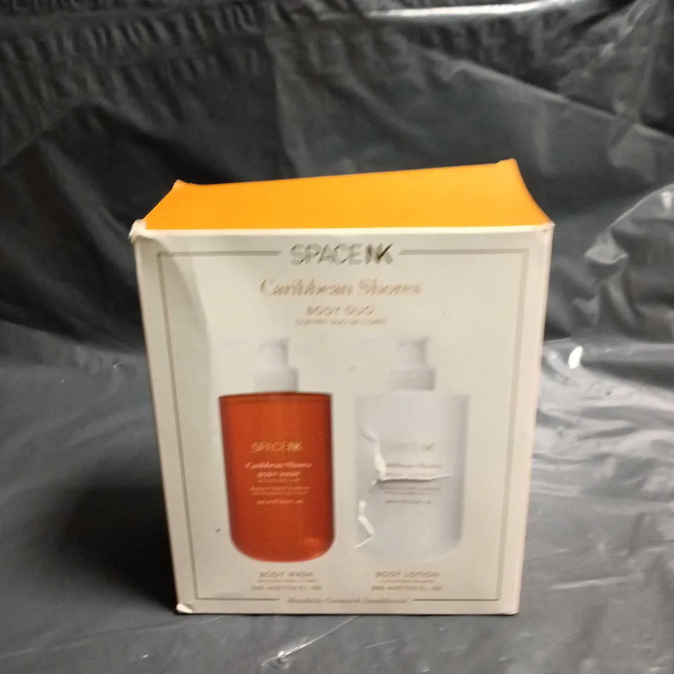SPACE NK CARIBBEAN SHORES BODY DUO GIFT SET - BODY WASH & BODY LOTION