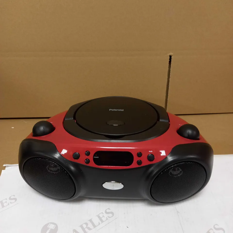 POLAROID BLUETOOTH CD BOOMBOX BLACK/RED 