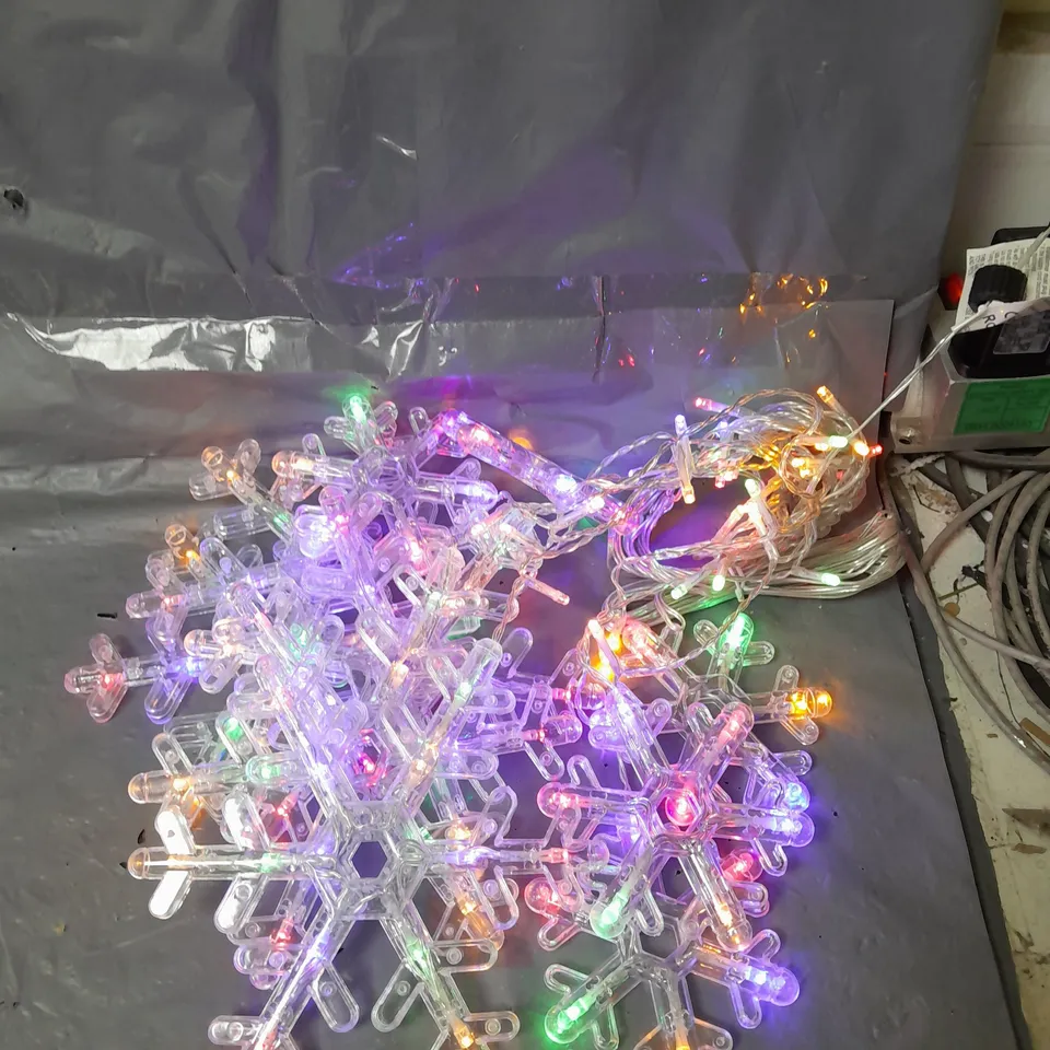 130 LED SNOWFLAKE CURTAIN CHRISTMAS LIGHT - MULTI COLOUR WITH MULTI FUNCTION