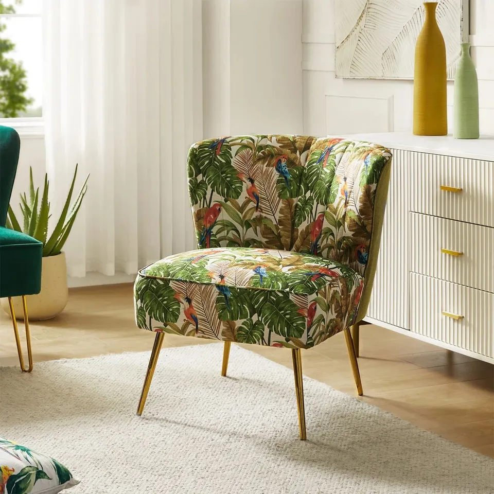 BOXED AMATA CONTEMPORARY AND CLASSIC TUB CHAIR