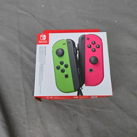 NINTENDO SWITCH JOY-CON PAIR - GREEN/PINK