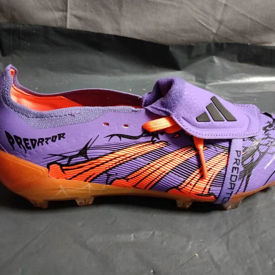 UNBOXED PAIR OF ADIDAS PREDATOR BOOTS - UK SIZE 3.5