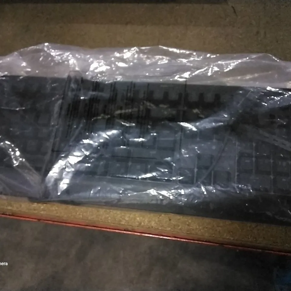 BOXED BLACK KEYBOARD 