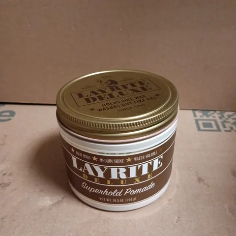 LAYRITE DELUXE SUPERHOLD POMADE – 10.5 OZ / 297 G TIN