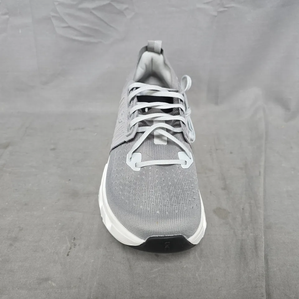 UNBOXED PAIR OF ON CLOUDSWIFT TRAINERS IN GREY SIZE UK 8