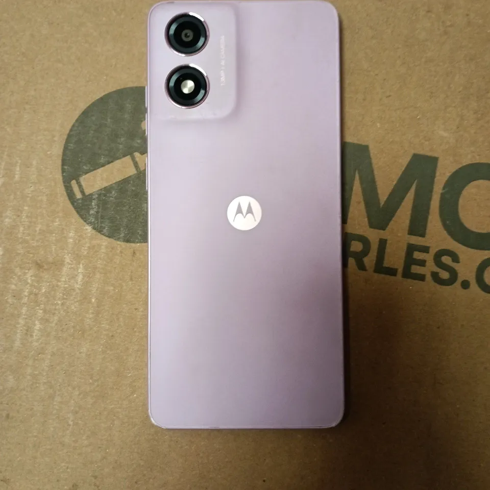 MOTOROLA MOTO E14 IN PINK