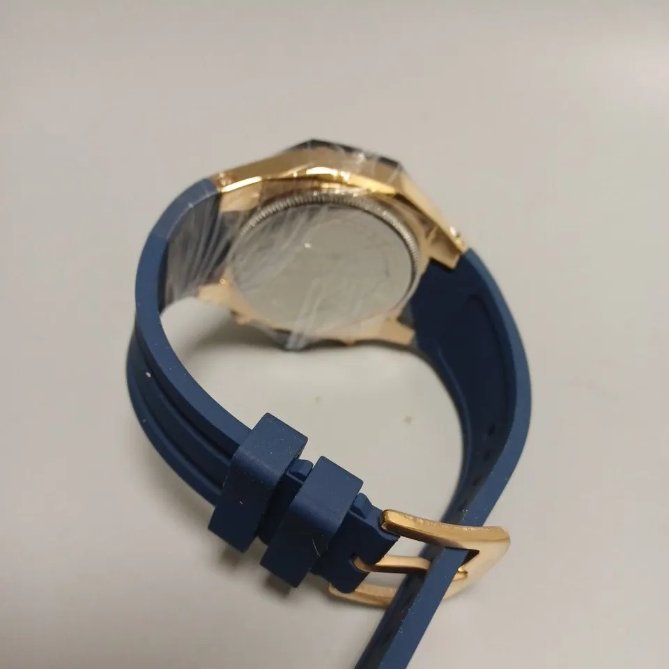 RUCKSTUHL BASEL MEN'S CHRONOGRAPH WATCH R500 WITH BLUE RUBBER STRAP