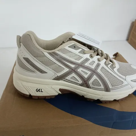 OASICS GEL VENTURE 6 SIZE 7