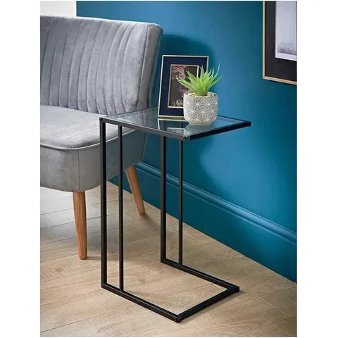 BOXED HARJEET GLASS TOP C TABLE END TABLE