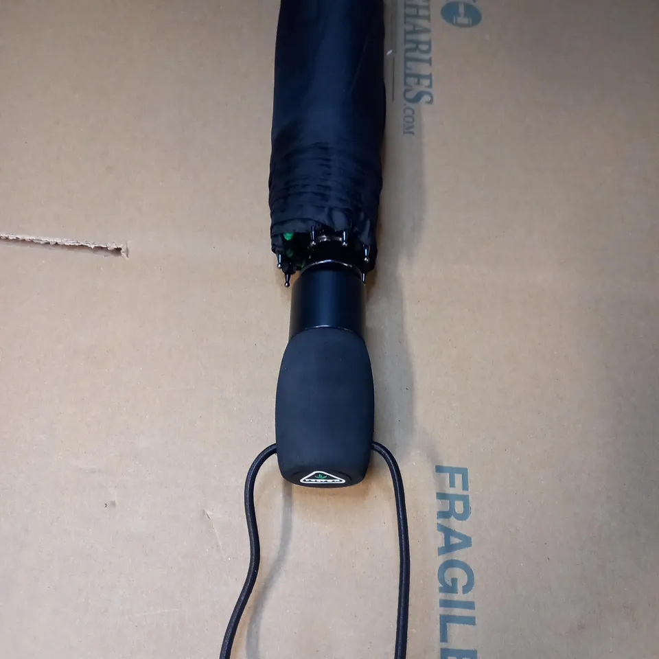 FULTON ULTIMATE PERFORMANCE UMBRELLA 