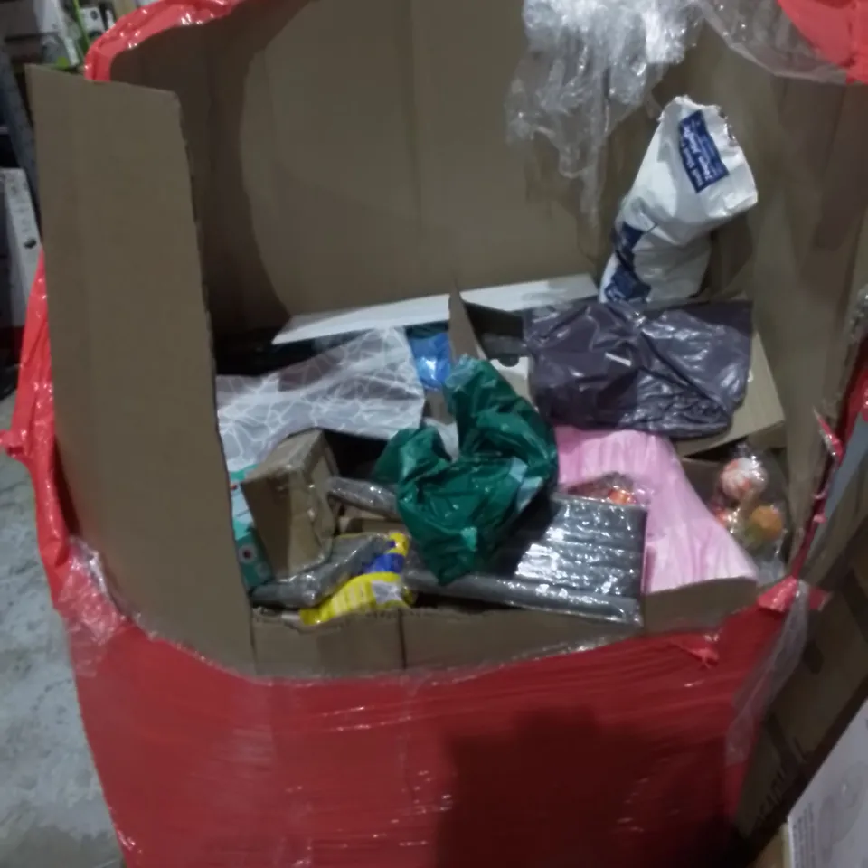 PALLET OF ASSORTED ITEMS TO INCLUDE: SHOWER, WALL CLOCK, FLIPCHART EASEL, 3-IN-1 TOIKET SEAT, BREAKFAST TRAY, RUG ETC