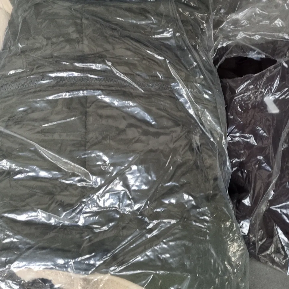 APPROXIMATELY 20 ASSORTED CLOTHING AND FASHION PRODUCTS IN VARIOUS STYLES AND SIZES - COLLECTION ONLY