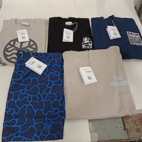 BOX OF MIXED ASSORTMENT OF BRAND NEW BRASS MONKEY CLOTHING ITEMS INCLUDING - MENS SWIMWEAR, T-SHIRTS, HOODIES, - MIXED SIZES - APPROXIMATELY 28 ITEMS