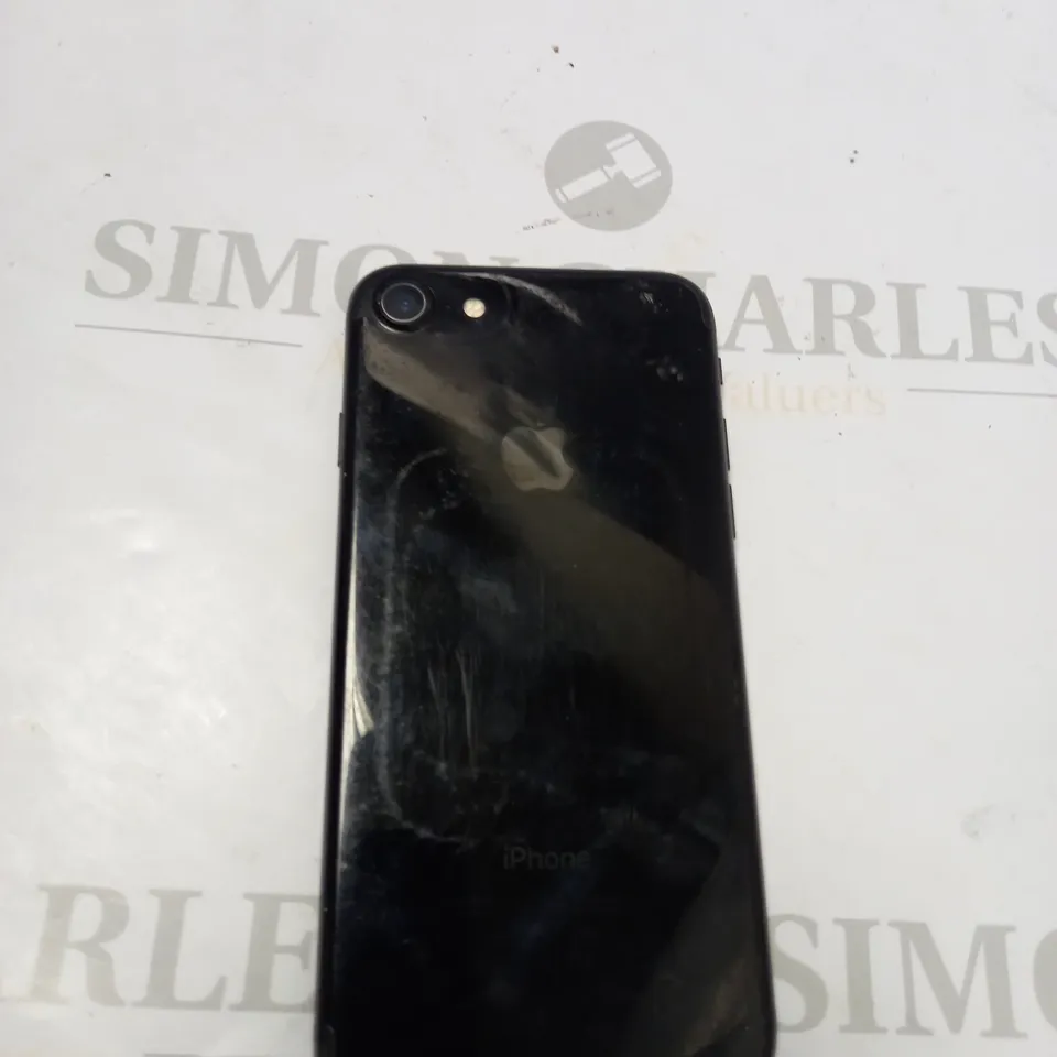 APPLE IPHONE 7 MODEL A1778