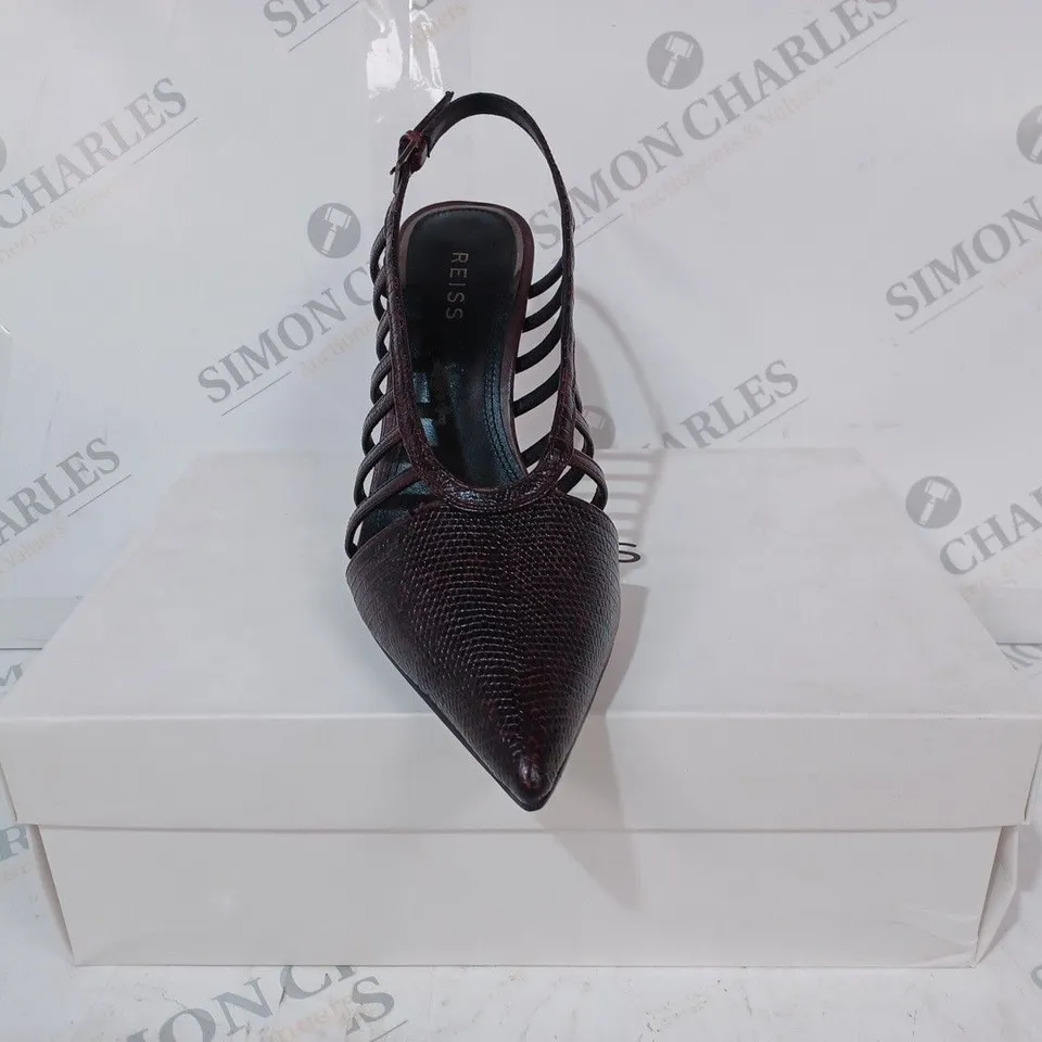 BOXED PAIR OF REISS DAPHNE SLINGBACK HEELS IN POMEGRANATE SIZE 6