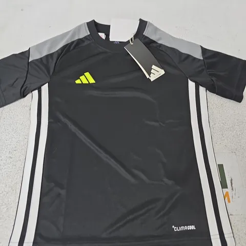 ADIDAS CLIMACOOL TRAINING TOP – 9/10 YEARS