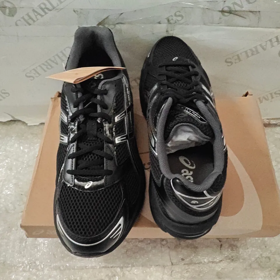 ASICS GEL-1130 RUNNING SHOES – BLACK & PURE SILVER, UK 10 – BOXED