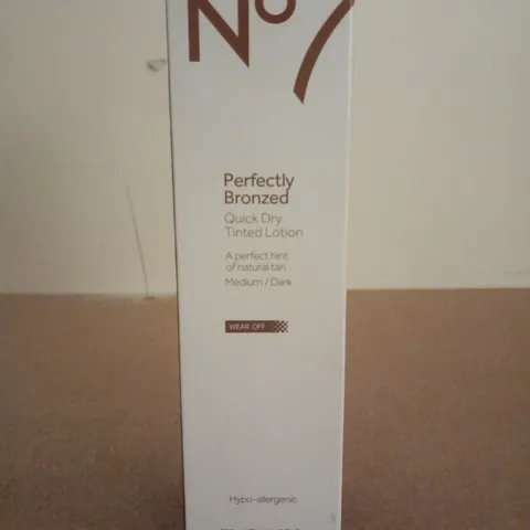 NO7 PERFECTLY BRONZED QUICK DRY TINTED LOTION (200ML)