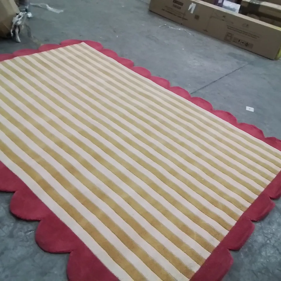 QUALITY DESIGNER AREA RUG - APPROXIMATELY 330CM X 240CM - YELLOW/RED 