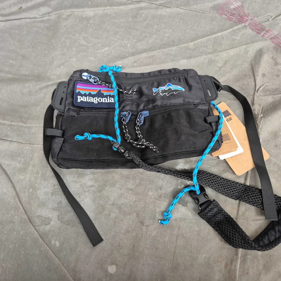 PATAGONIA - BLACK WAIST BAG/HIP PACK WITH LOGO PATCHES 