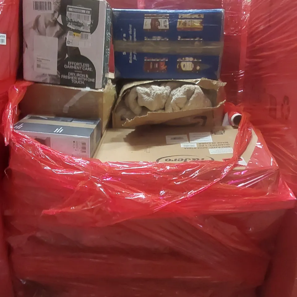 PALLET CONTAINING A VERY LARGE QUANTITY OF ASSORTED ITEMS INCLUDING: RUBBISH BIN, PARASOL BASE, RUG ECT