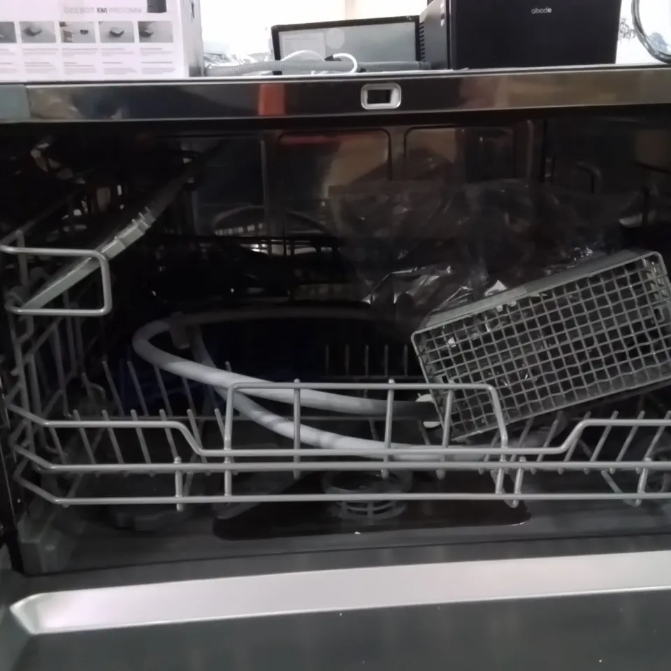 RUSSELL HOBBS RHTTDW6B TABLE TOP DISHWASHER - BLACK