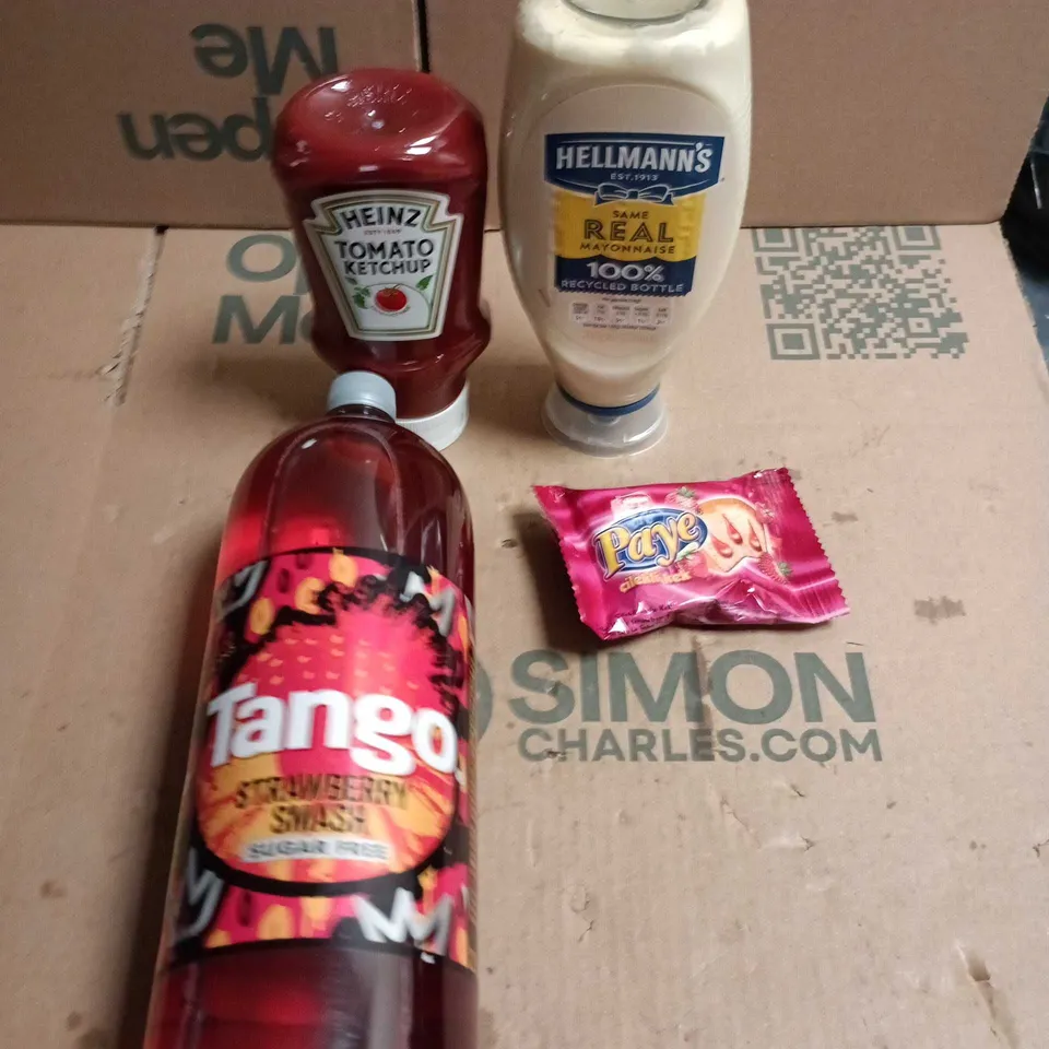 APPROXIMATELY 6 ASSORTED FOOD/DRINK PRODUCTS TO INCLUDE TANGO, HELLMANN'S, TOMATO KETCHUP ETC 