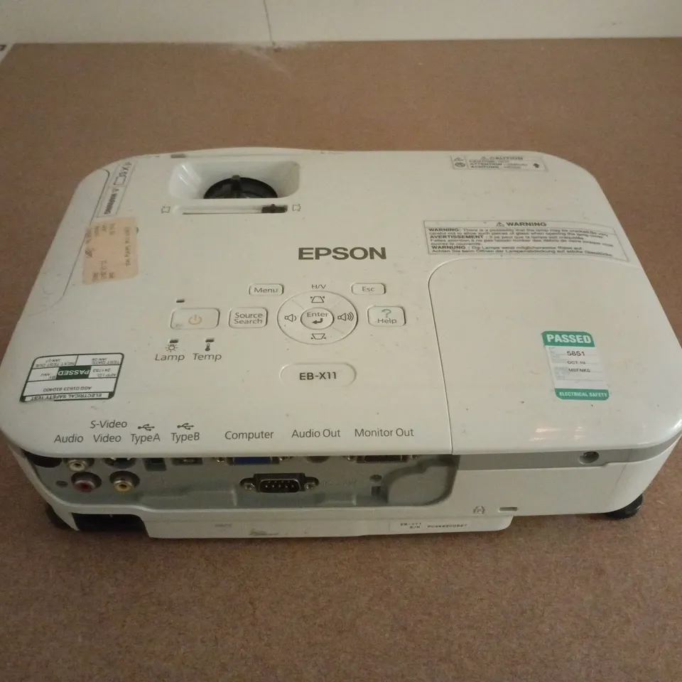 EPSON LCD PROJECTOR EB-X11 (MODEL H435B)