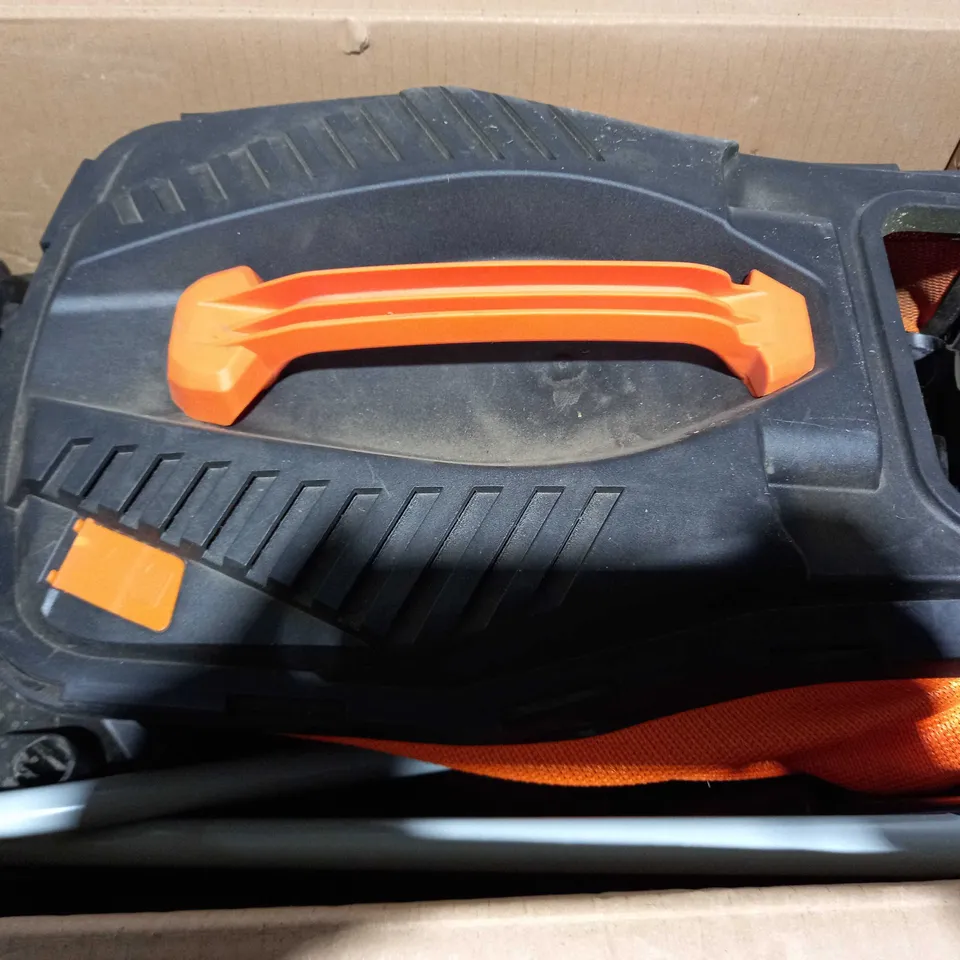 YARDFORCE 40V CORDLESS LAWNMOWER
