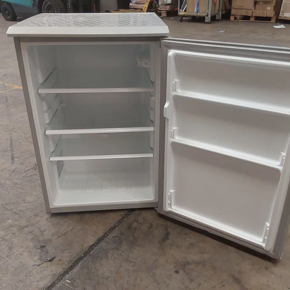 ESSENTIALS CUL55520 UNDERCOUNTER LARDER FRIDGE