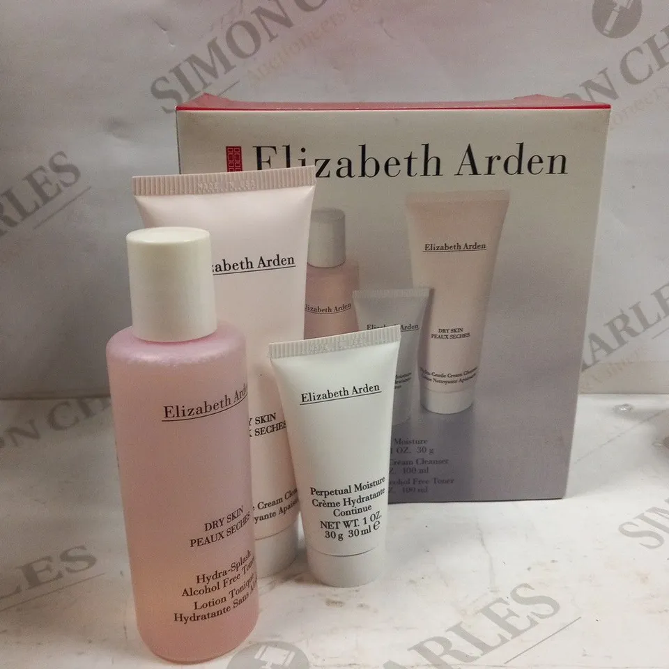 BOXED ELIZABETH ARDEN GIFT SET