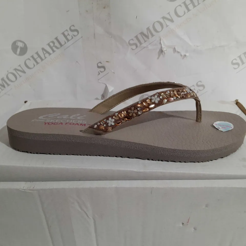 SKECHERS JEWEL STRAP SANDALS, GREY - UK SIZE 8