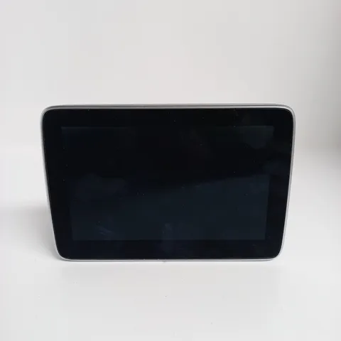 MERCEDESβBENZ VEHICLE NAVIGATION / INFOTAINMENT DISPLAY HEAD UNIT