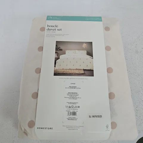 HOMESTORE BOUCLE DUVET SET – BEIGE/CREAM WOVEN DESIGN - KING