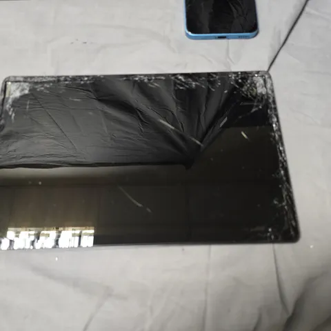 LENOVO TABLET – TWO-TONE METAL BACK, DOLBY ATMOS BRANDING