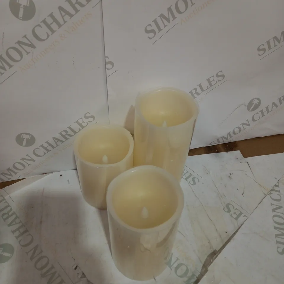 SET OF 3 LED CANDLES RRP £18