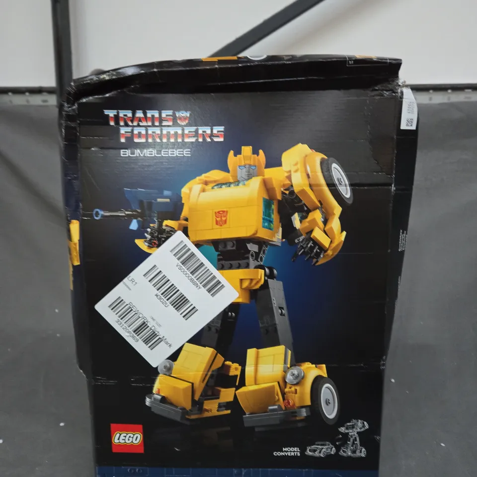 BOXED LEGO TRANSFORMERS BUMBLEBEE SET - 10338 RRP £65