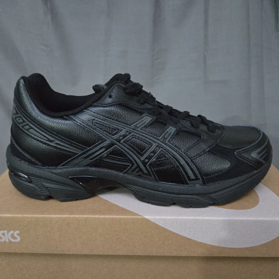 BOXED ASICS GEL-1130 IN BLACK/DARK GREY - UK 7 1/2