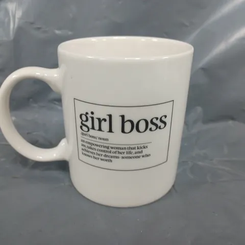 SET OF 6 "GIRL BOSS" MUGS IN WHITE