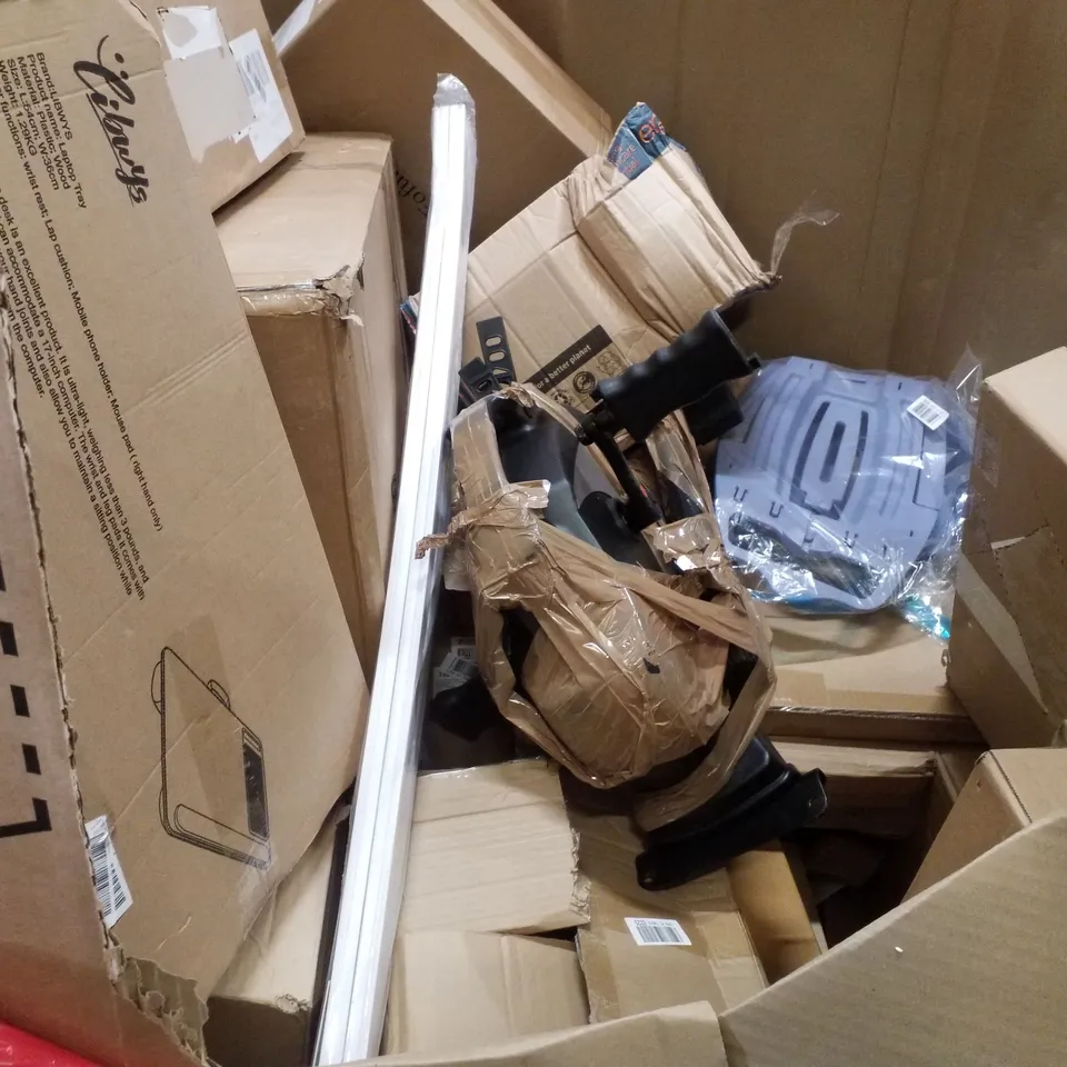 PALLET CONTAINING ASSORTED PRODUCTS INCLUDING LAPTOP TRAY, PHOTOGRAPHY BACKDROP, INSECT KILLER, GAMING MOUSE PAD & MONITOR RISER 