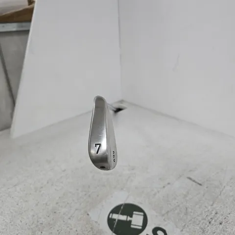 KBS GOLF SHAFT 7 IRON GOLF CLUB