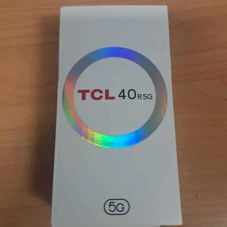 BOXED TCL 40R 5G 64GB IN STARLIGHT BLACK - T771K