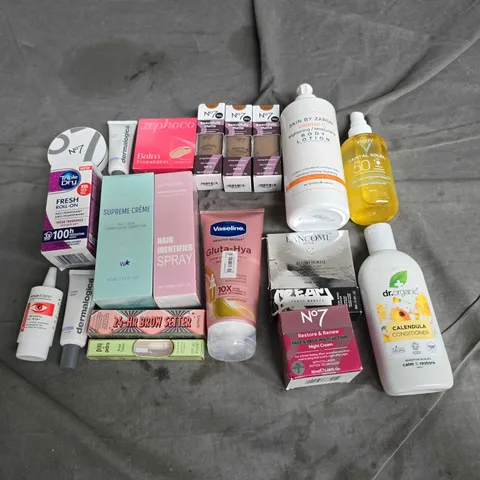 APPROXIMATELY 12 ASSORTED HEALTH & BEAUTY PRODUCTS TO INCLUDE SUPREME CRMEE, VASELINE GLUTAHYE, AND LANCOME BLUSH SUBTIL ETC.