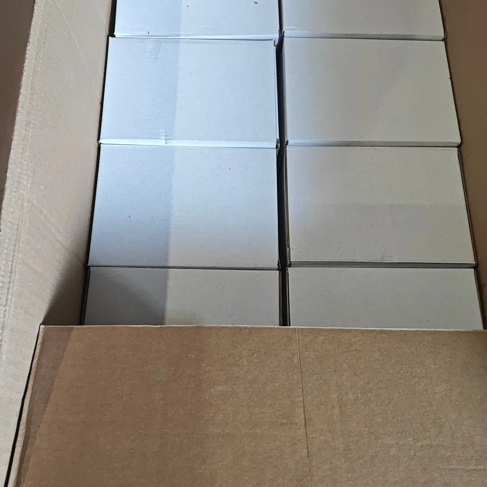 BOX OF APPROXIMATELY 40 X PU LEATHER SUNGLASSES STORAGE CASE 